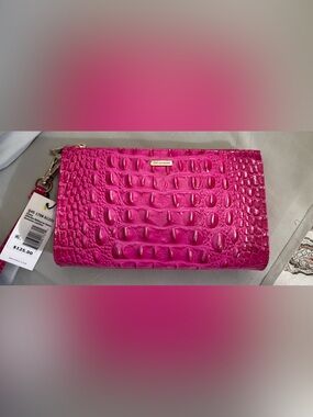 NWT Brahmin Daisy Wristlet Affection